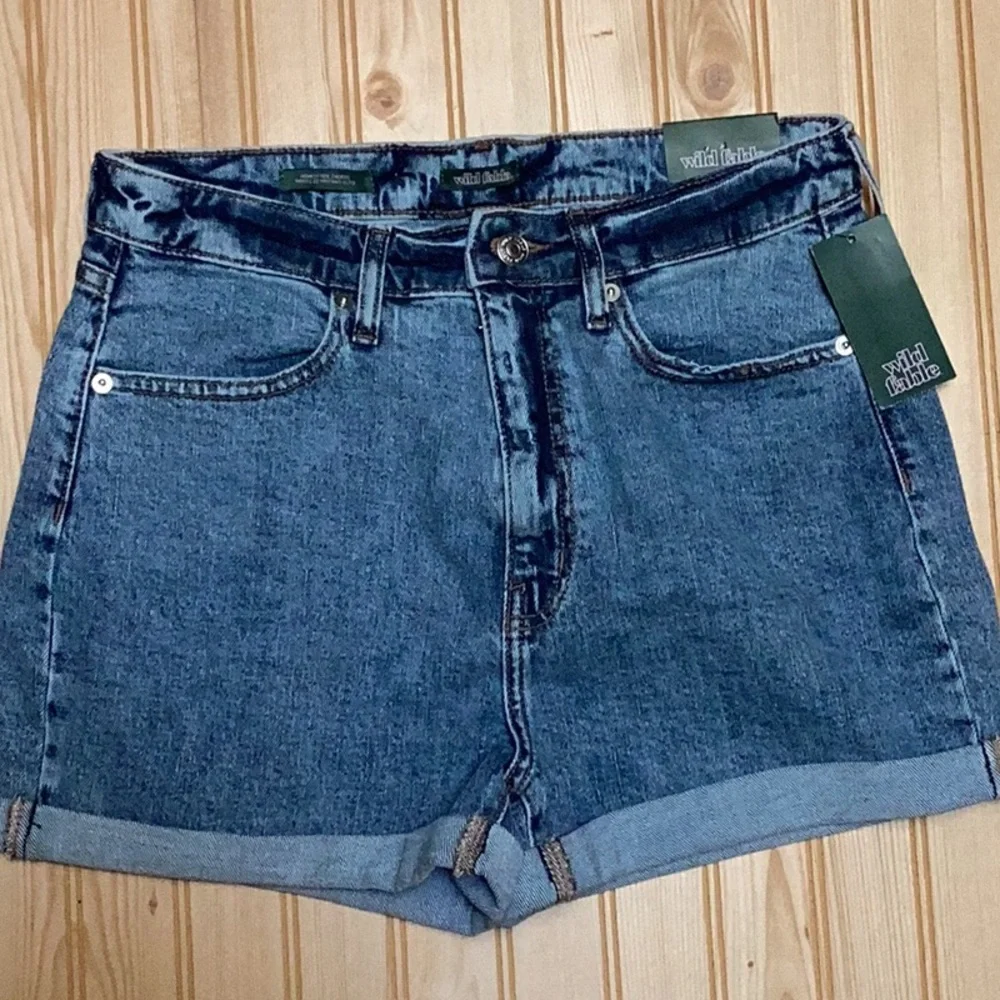 Wild Fable Blue Jean‎ Denim Highest Rise  Mom Shorts 29” Waist Size 8 NWT